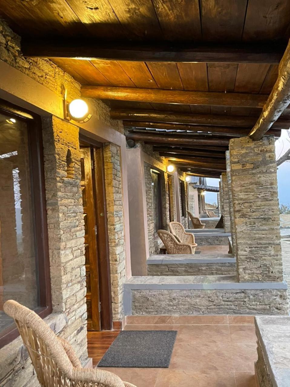 Meraki Huts Pauri ภายนอก รูปภาพ